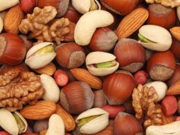 Какие орехи помогают от рака?