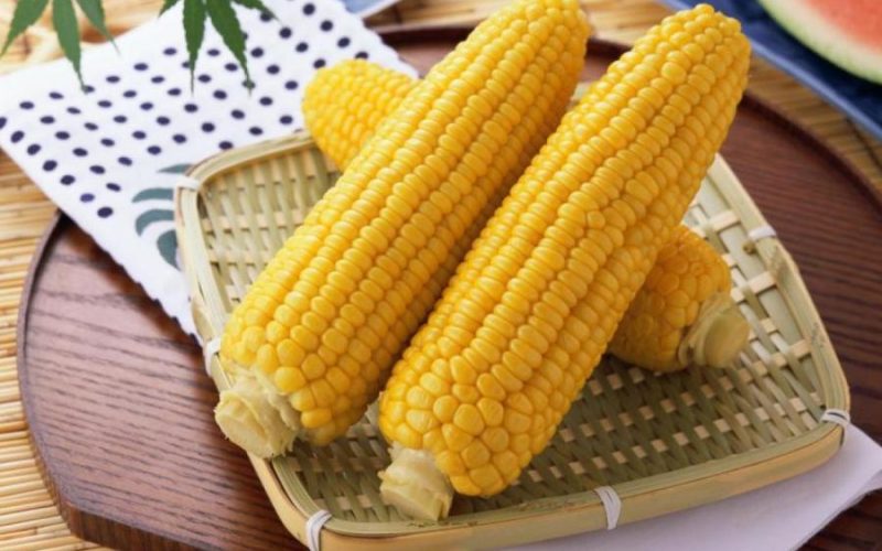 Чем опасна консервированная кукуруза?