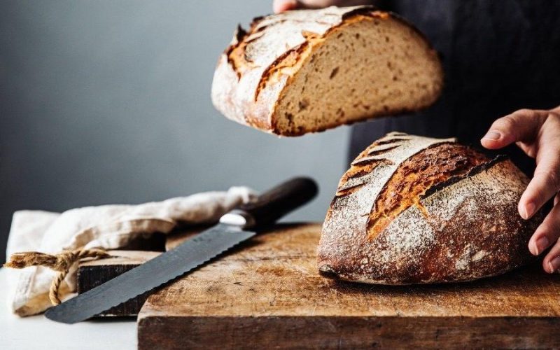 Чем отличаются черный и белый хлеб?