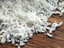 Как правильно кушать рис?