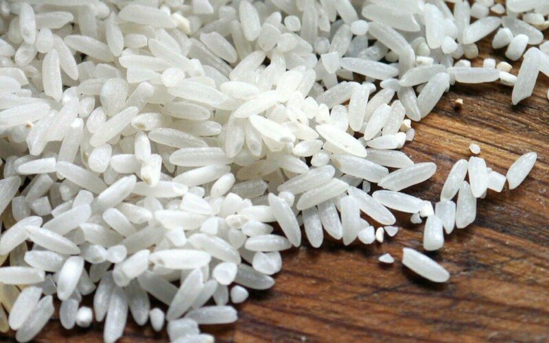 Как правильно кушать рис?