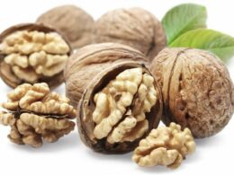 Какие орехи содержат витамин Д?