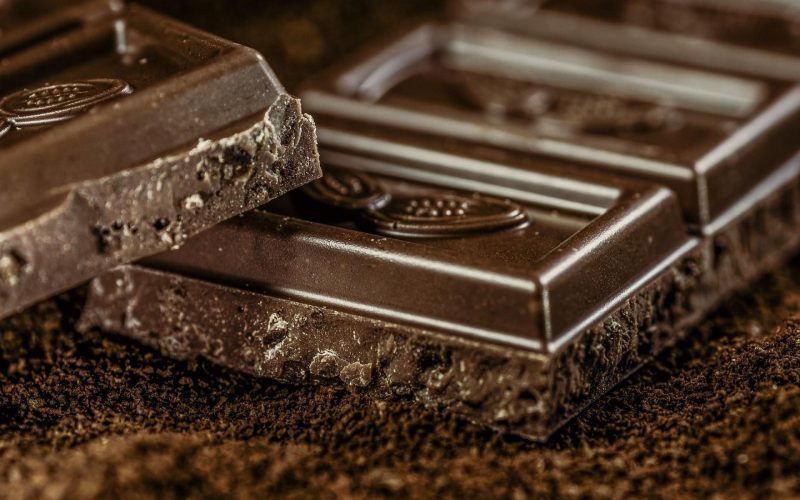 Какой гормон вызывает шоколад?