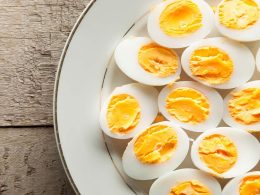 Когда лучше есть вареные яйца утром или вечером?