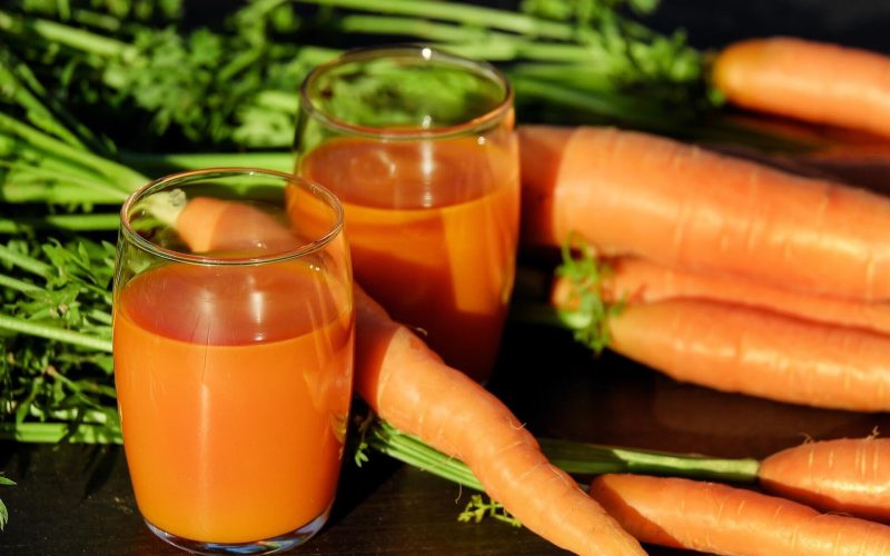 Почему от сырой моркови болит желудок?