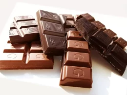 Почему шоколад не портится?